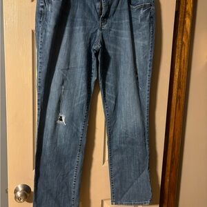 Women’s Apt 9 Jean size 16 women’s